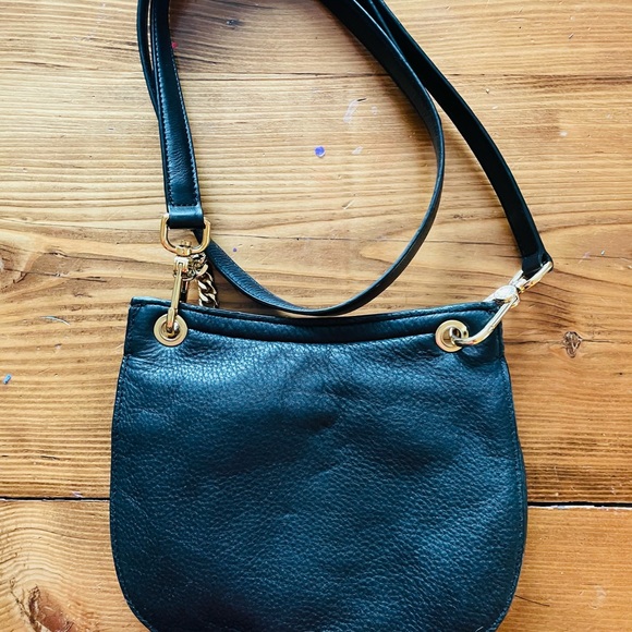 Michael Kors Small crossbody black Purse - Picture 1 of 2